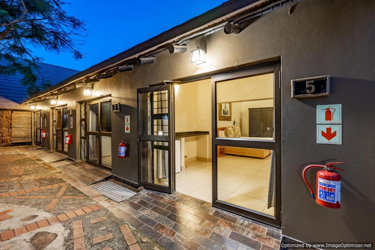 Zulu Nyala Game Lodge Hluhluwe Exterior photo